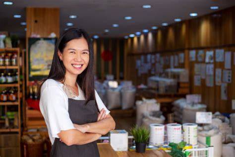 Galeri foto ga shop Pemilik minimarket kelas pemula dengan khawatir kehabisan stock — klik di sini! di di kotak masuk